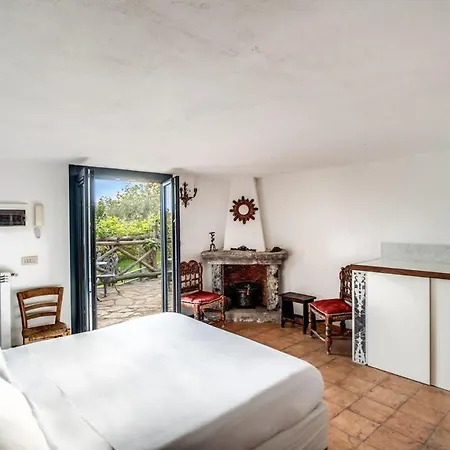 Villa Aragona Historic With Views And Guest Services *