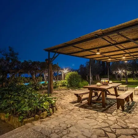 Villa Aragona Historic With Views And Guest Services Massa Lubrense