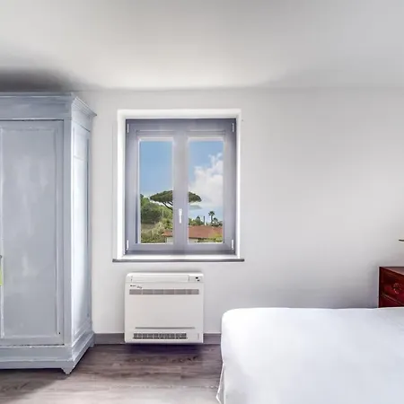 Villa Aragona Historic With Views And Guest Services